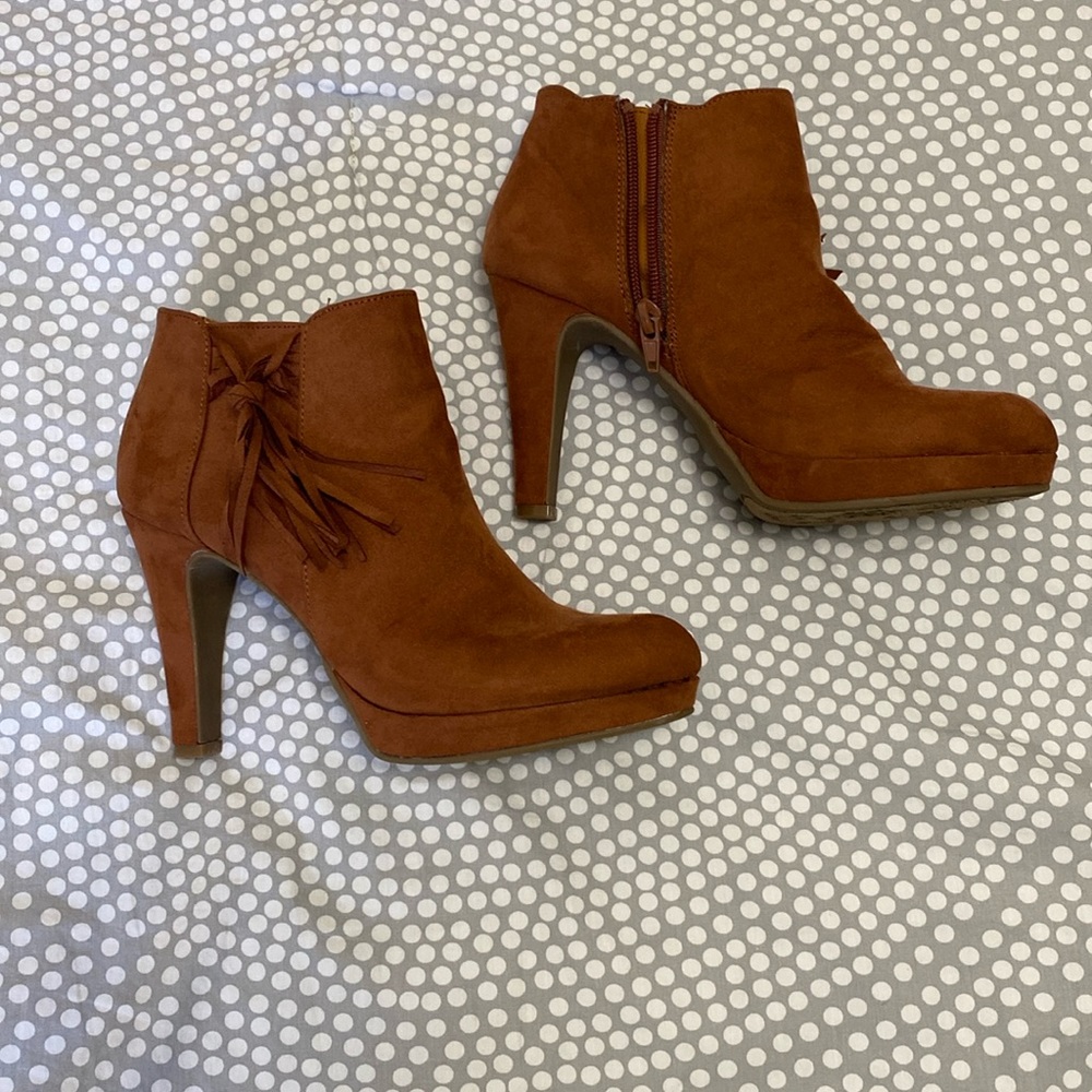 Caramel Booties!!